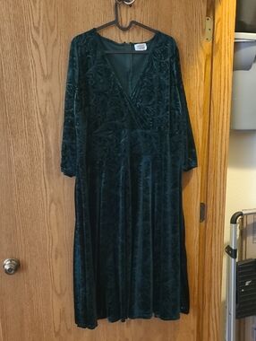 Unique Vintage Dark Green Velvet Wrap Midi Dress